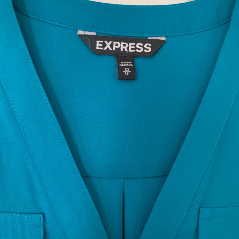 Express Turquoise Work Top - Picture 3 of 3